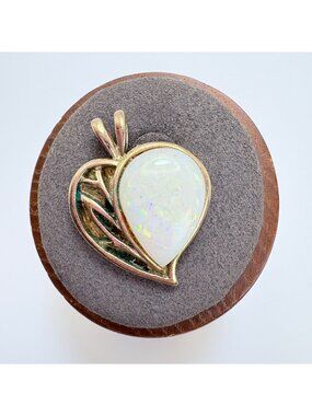 Opal Bezel Set Heart Shaped Pendant VTG Gold Tone Size 1" Length